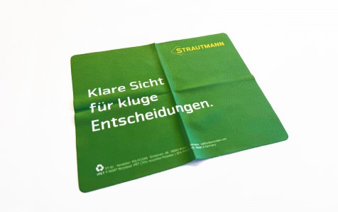 Brillenputztuch im Papieretui
